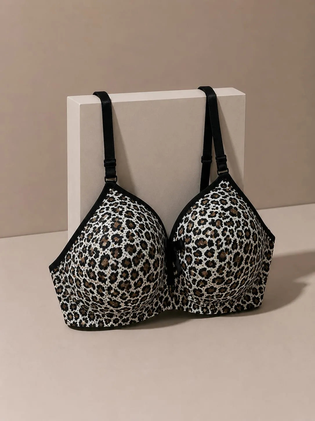 Women's Leopard Print Padded Bra – Soft Comfortable Full Coverage Everyday Bra