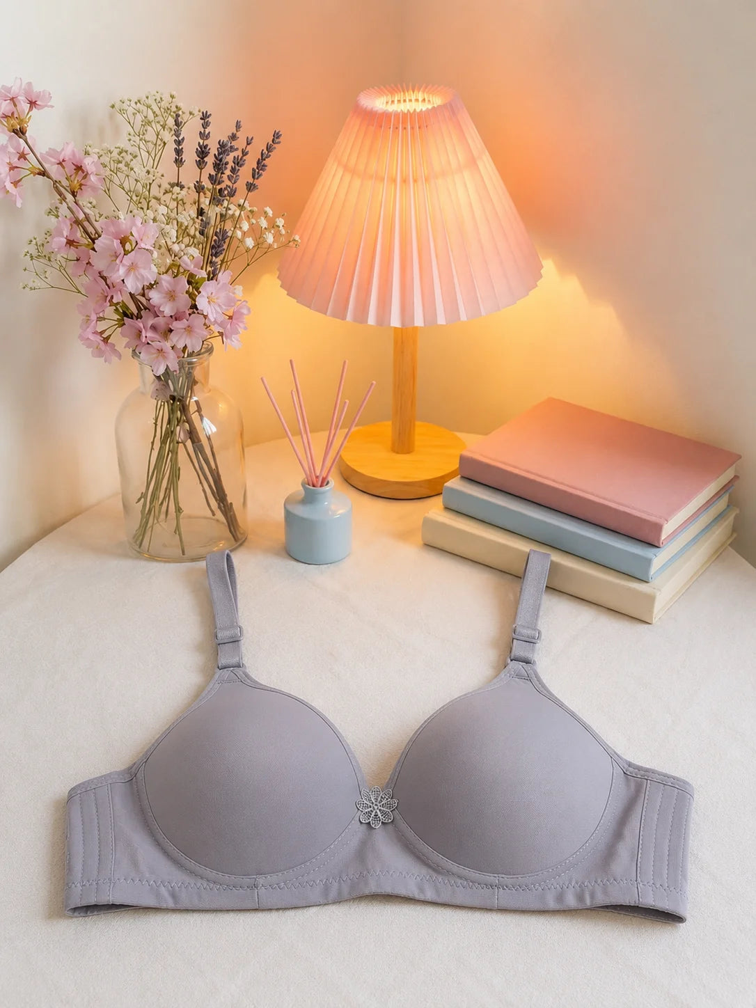 Women's Seamless Comfort T-Shirt Bra – Wire-Free Lightly Padded Everyday Bra